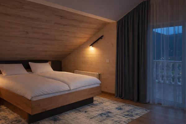 Gorra Hotel, Забронировать  Отели Закарпатской области с парковкой, Парковка