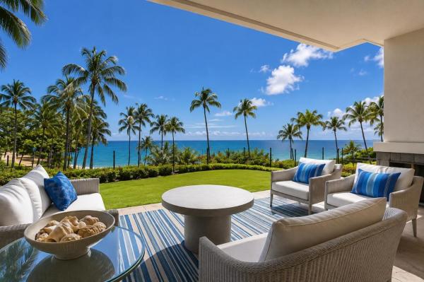 The Resort at Kapalua Bay Oceanfront 3 BR Sleeps 10 Luxury Resort Living Complimentary Car with 6 Nights MON-1205 by KBM, Забронировать  Капалуа Лахайна