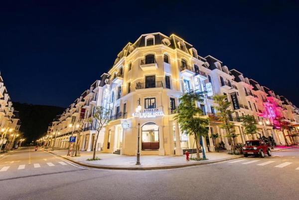 The Muse Hotel 2, Забронировать  Отели Дошон с парковкой, Парковка