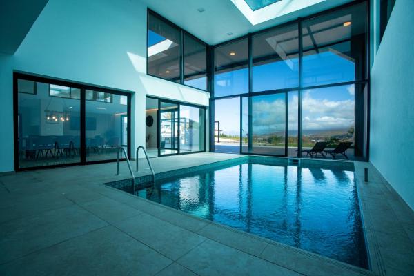 Batalha Retreat Villa - Private Luxury Villa with Heated Indoor Saltwater Pool, Забронировать  Рибейра-Гранди Сан-Мигел