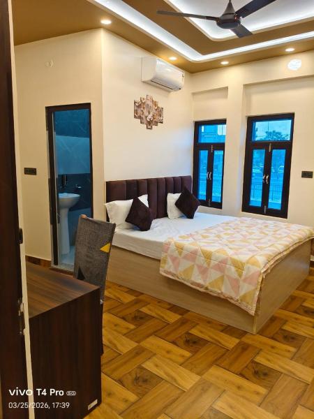 Hotel Hariom Paradise, Забронировать  Отели Айодхья 3 звезды, 3*
