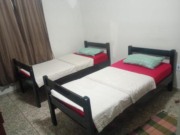 Hotel Pousada na Br 040, Забронировать  Валпараизу-ди-Гояс Гояс