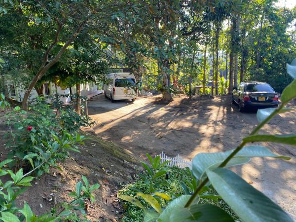 Evergreen tourist inn, Забронировать  Hiyarapitiya Округ Канди
