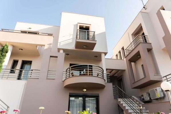 Anthemia Luxurious Villa, Забронировать  Отели Македонии с парковкой, Парковка