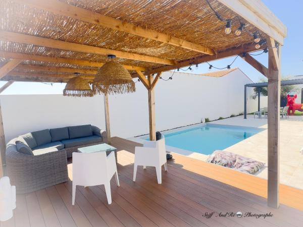 Villa Proche La Rochelle ile de ré, Забронировать  Отели Аквитаний с парковкой, Парковка