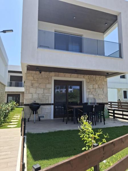 Jasmine Villas Nikiti, Забронировать  Отели Македонии с парковкой, Парковка