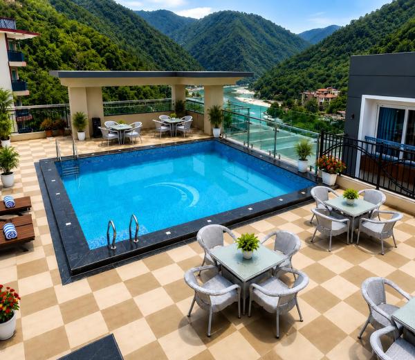 Foxoso Heights, Tapovan, Забронировать  Отели Ришикеш с парковкой, Парковка