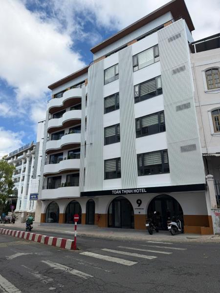 Toàn Thịnh Hotel, Забронировать  Далат Ламдонг