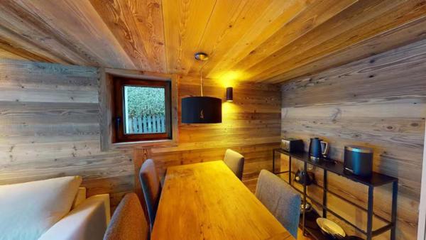 Ski Chalet few minutes to Piste, Забронировать Шале Коттеджи Шампери, Коттедж