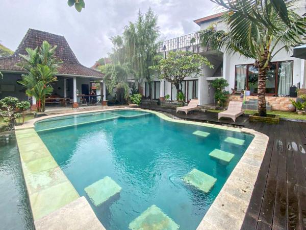 The Lavana Pancoran Villa Dira Canggu, Забронировать  Бизнес-отели Керобокан, 4* 5*