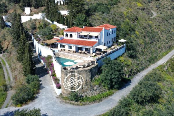 El Cocodrilo - Sea View, Heated Pool - 10 min to beach, Забронировать  Отели Альгарробо с парковкой, Парковка