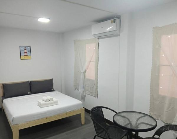 Middle Road Hostel, Забронировать Хостел Амфо Ко-Самуй Самуи