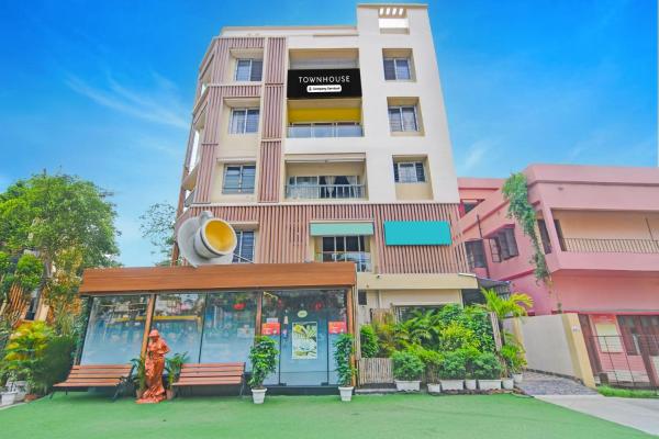 Super Townhouse Kolkata Railway Station Formerly Anushka Residency, Забронировать Отель Калькутта East Zone