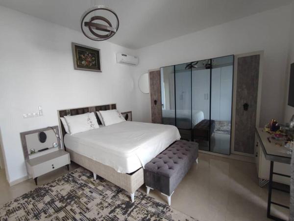 Le Panorama Appartements Premium Thiès Centre, Забронировать  Отели Тиес с парковкой, Парковка