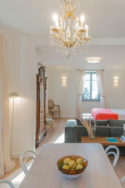 Boutique apartment with Como lake views near Villa Balbianello, Забронировать Апартаменты/квартира Апартаменты Меццегра, Апартаменты/квартира