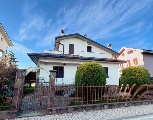 Villa Piave, Забронировать  Карнате Лекко