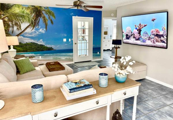 Heart of The Villages, Near Sumter Landing! 2BR-2BA New Golf Cart-Guest IDs included, Забронировать  Те-Виллиджис штат Флорида