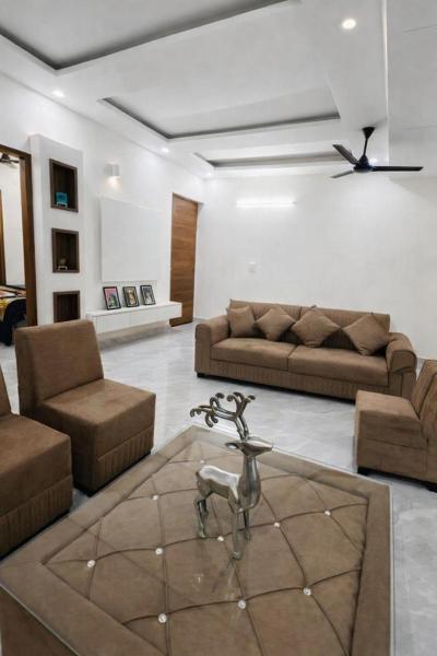 Novanest Stays, 预订  钱德加尔 Chandigarh Region