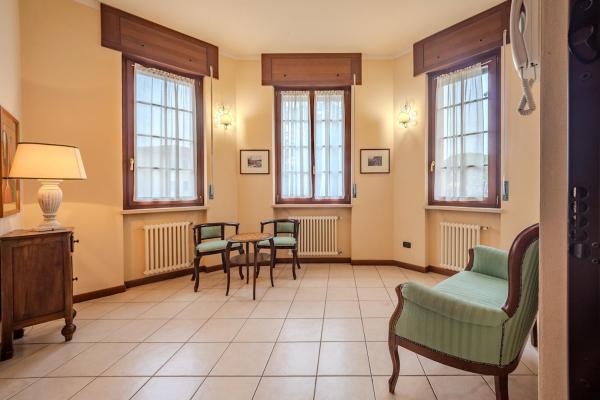 Villa Mainard, Otello in Historic Villa, Забронировать  Верона Венето