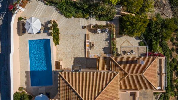 Villa Kallisti by WhiteDream Villas, Забронировать  Loutrá Kounoupélli Пелопоннес