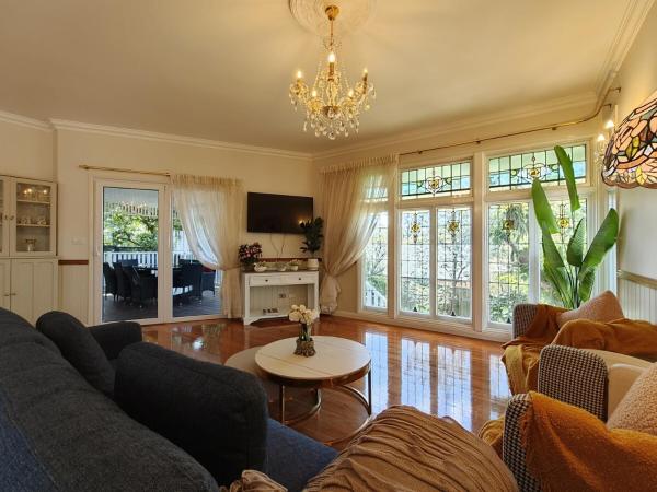 Leura Getaway Close to Blue Mountains Highlights, Забронировать  Катумба Голубые горы
