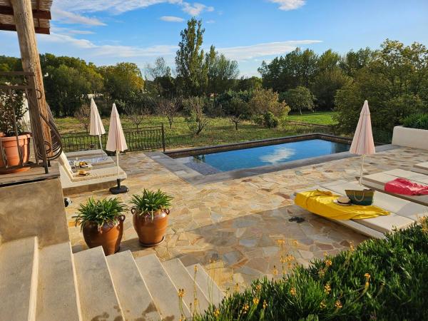 Manor House With Pool In Charming Occitan Village, 预订  比兹米内瓦 奥德