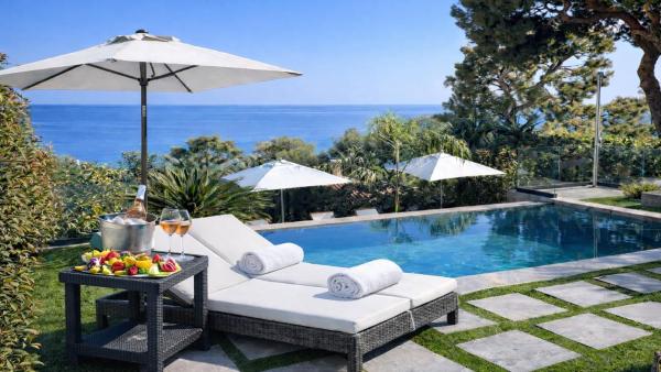 Villa EZE Vue Mer Panoramique à 10 minutes de Monaco, Забронировать  Эз Приморские Альпы