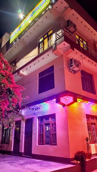 Hotel lalu, Забронировать  Отели провинции Багмати-Прадеш с завтраком, Завтраки