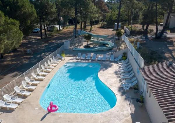 Camping La Pinède en Provence - Aquatique Vacances, Забронировать  Мондрагон Воклюз