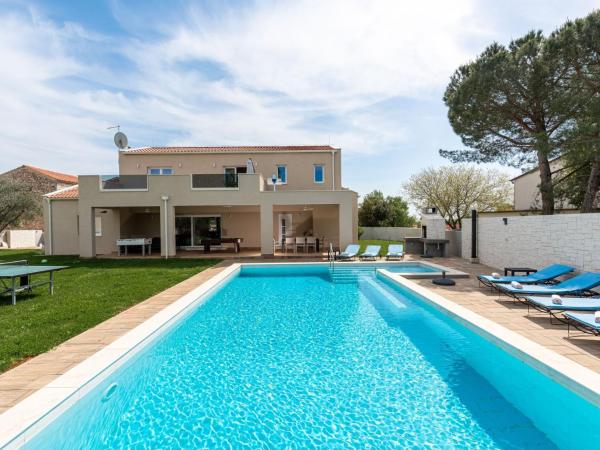 Holiday Home Villa Arancin by Interhome, Забронировать  Бртонигла Umag Countryside