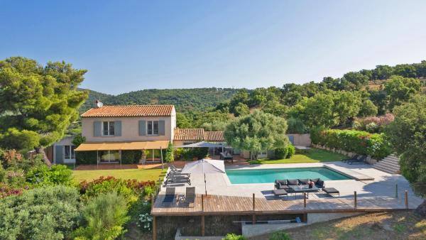 Villa aux Saquèdes - Vue Panoramique, Забронировать  Сент-Максим Mimosa Road