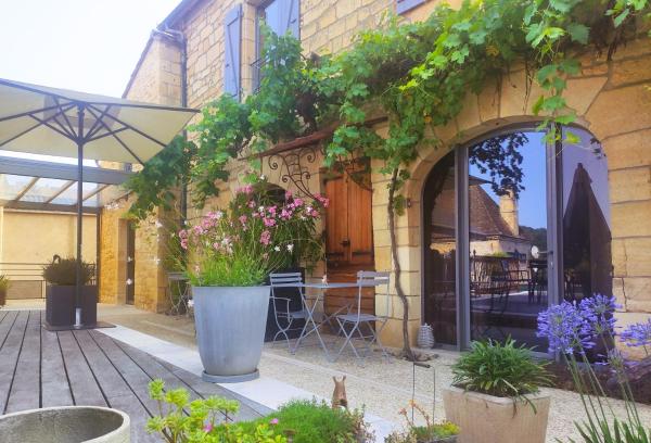 Les Chambres De La Voie Verte, Забронировать  Отели Dodogne Valley с парковкой, Парковка