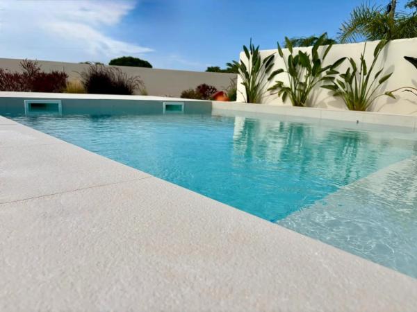 Villa dos Sobreiros dOuro - Luxury Suites & Private Pool - Carvoeiro & Benagil, Забронировать  Лагоа-и-Карвоейру Фару