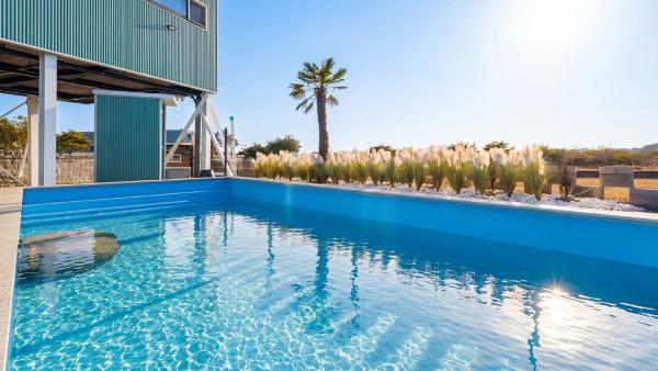Suncheon Haru Saenggak Private Villa, Забронировать  Отели Сунчхон с бассейном, Бассейн