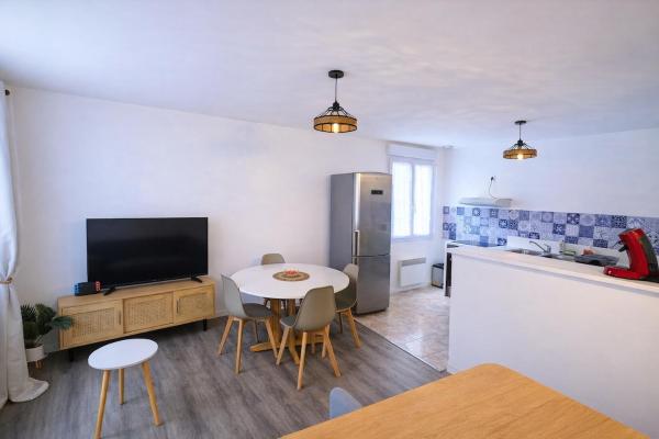 Villa cosy aux portes des sanctuaires de Lourdes, Забронировать  Лурд Hautes-Pyrénées, рядом с Приходская церковь Сакре-Кёр