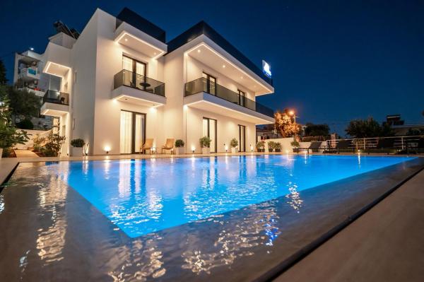 Private Villa Ksamil, Забронировать  Отели в центре Ксамил, в центре
