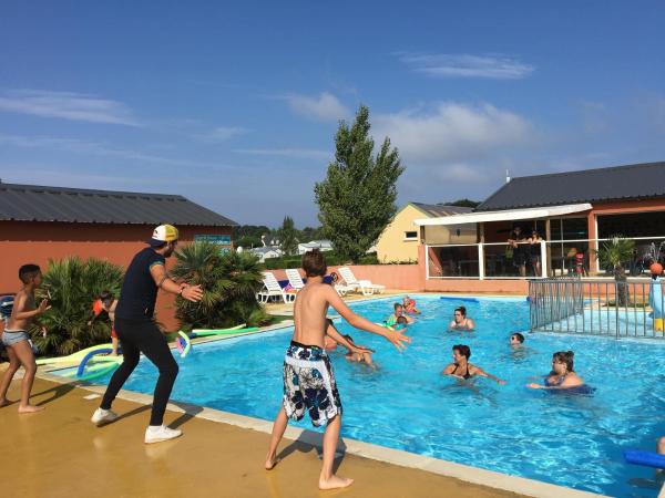 Camping maeva Escapades du Val, Забронировать  Отели Эрки 3 звезды, 3*