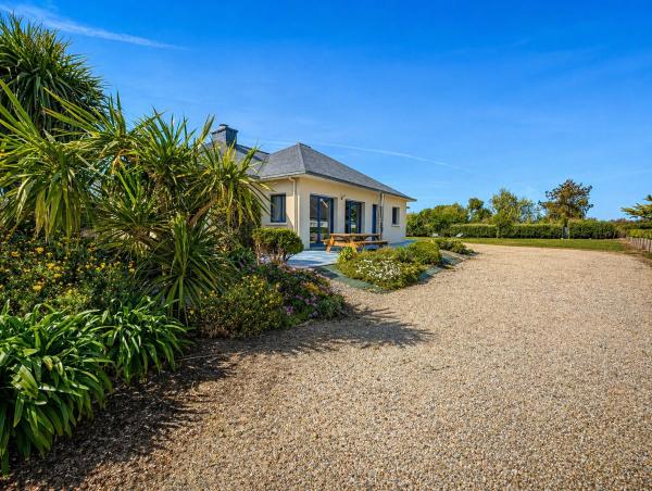 Villa Ty Mogué 4 étoiles Vue mer & SPA privatif, plage et Gr34 à pied, Забронировать   