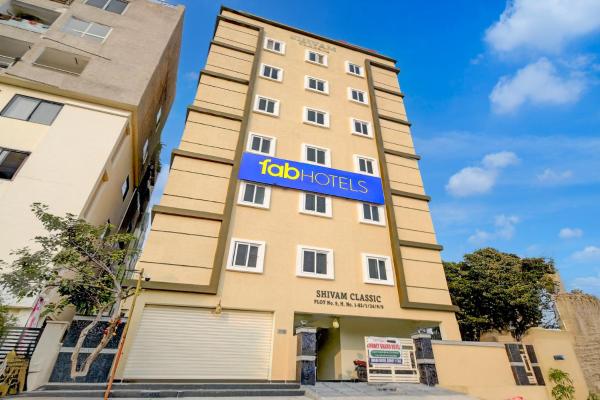 FabHotel Honey Grand, Забронировать  Отели Telangana 3 звезды, 3*