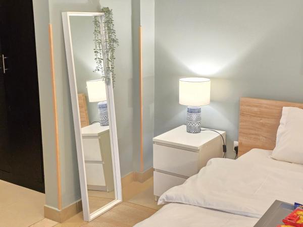 Cozy studio Close to metro Near DIFC AND DWTC, Забронировать  Дубай Эмират Дубай