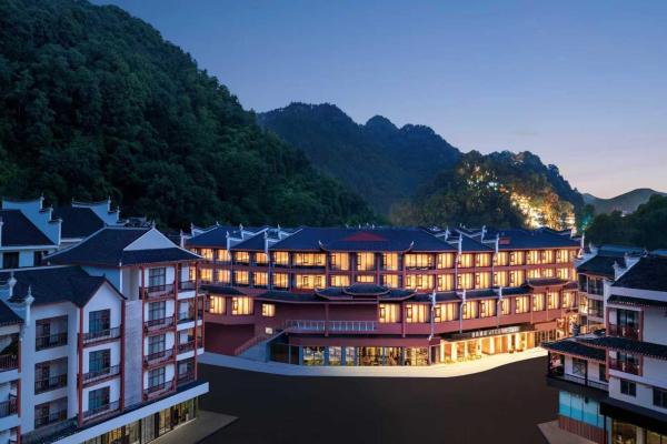 Atour Hotel Hongqiao Fenghuang Ancient City, Забронировать  Фэнхуан Хунань