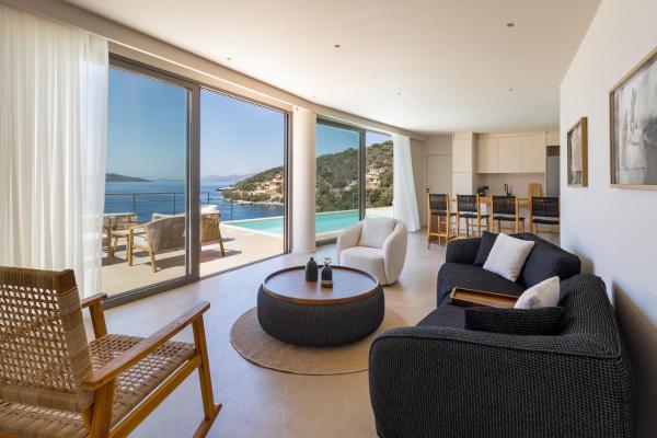 Scorpios Villas, Забронировать  Отели Меганиси с бассейном, Бассейн