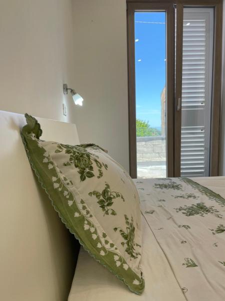 Travel Room, Забронировать  Барано-д'Иския Искья