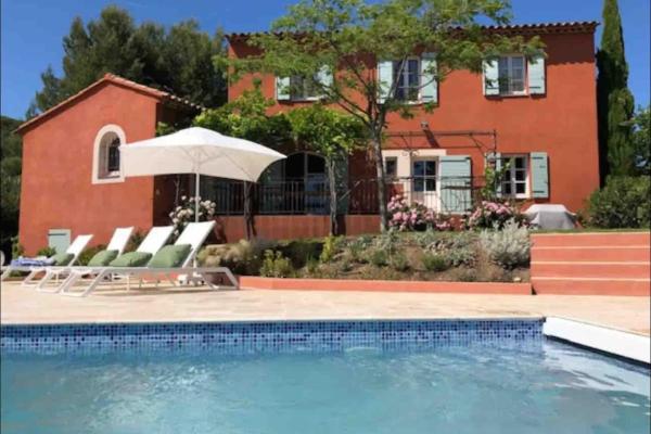 Villa - Une évidence en Provence, Забронировать  Ла-Кадьер-д'Азюр Альпы