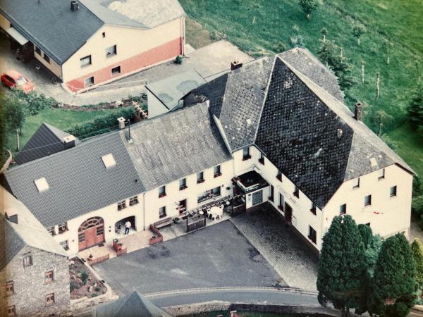 Gasthaus zur Heide am Nürburgring, Забронировать  Вельхерат Vulkan Eifel