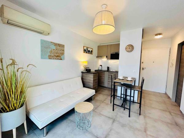 Villa dEste - Studio 2 people - pool - 2 min to beach, Забронировать  Антиб Приморские Альпы