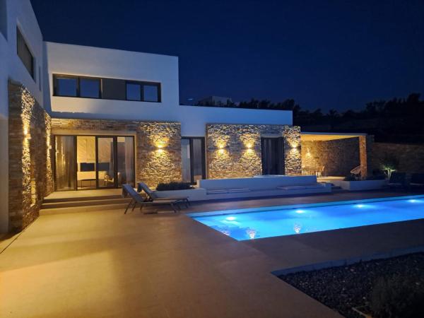 Villa Laurier Rose, Забронировать  Агиос Романос Тинос