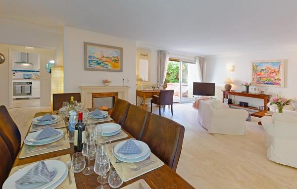Villa Picaud - 50m from beachfront, patio, aircon, Забронировать  Канны Приморские Альпы