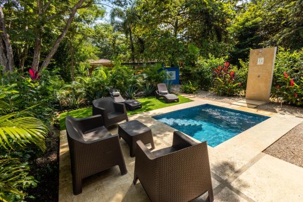 Blue Monkey - Luxury Villa - Walk to Playa Conchal, Забронировать  Отели Брасилито с парковкой, Парковка