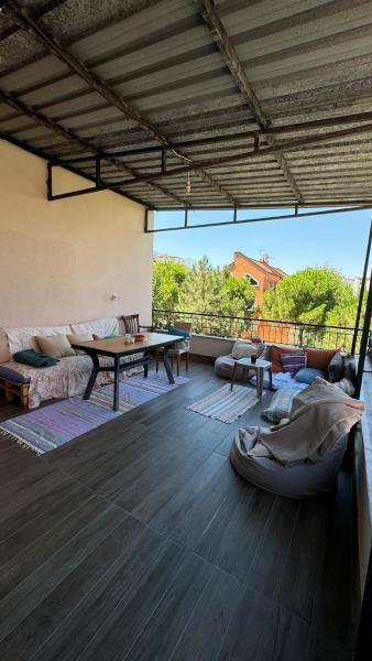 Villa Yildiz Denizli, Забронировать  Отели Денизли с парковкой, Парковка